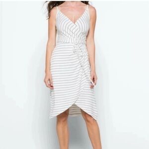 ✨ 41 Hawthorn Striped Wrap Dress